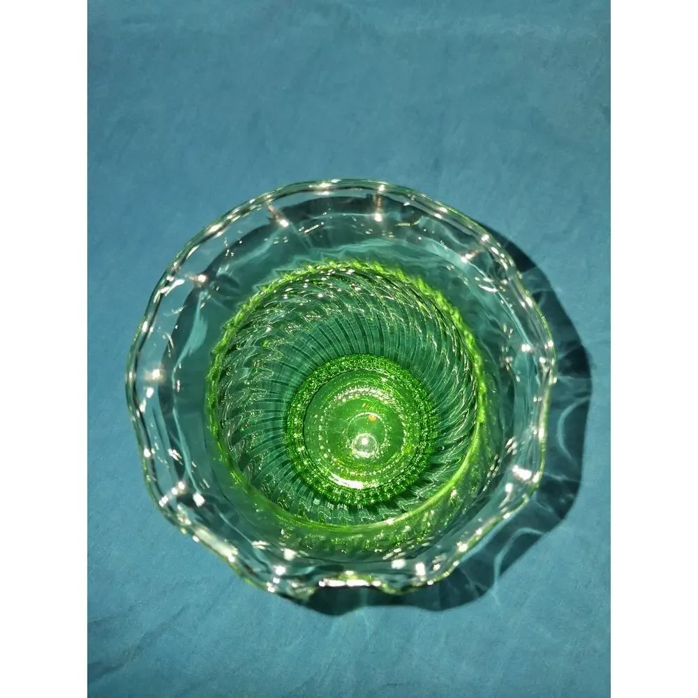 Vintage Anchor Hocking Ruffled Soft Rimmed Vase